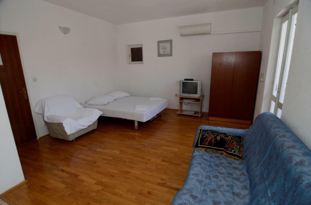Apartments With A Parking Space Makarska - 12211 Eksteriør billede